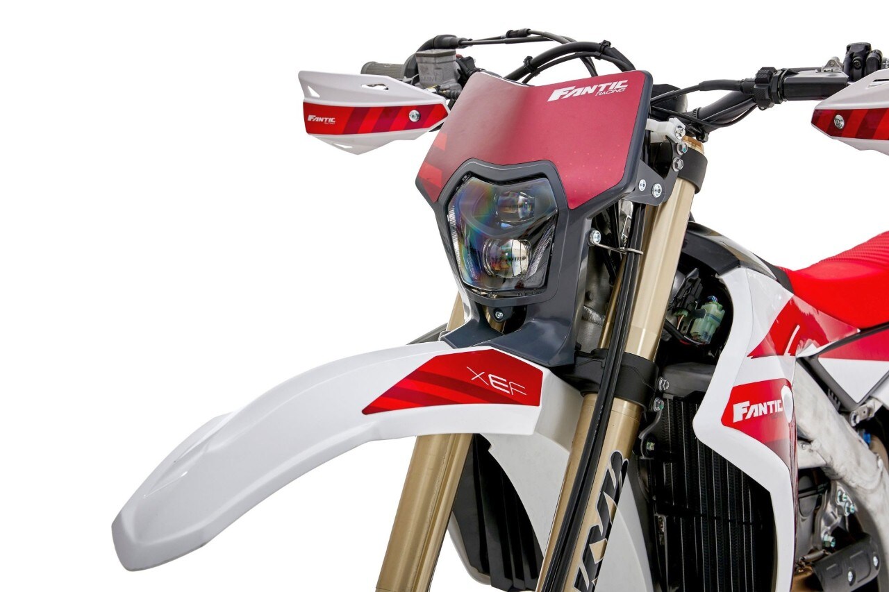 Fantic rinnova il Caballero e lancia le enduro 300 2T e 310 4T